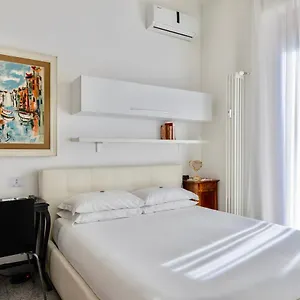 https://aiello-suites-milan.italymilanhotels.net