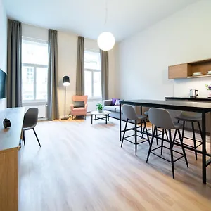 Apart-hotel Karl By Zeitraum