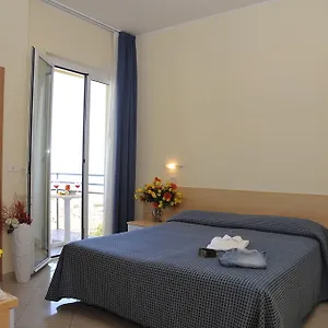 https://hotel-fantasy.riccione-hotels.org